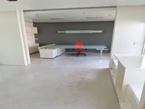 OFICINA EXCELENTE ESTADO   moderna