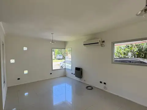 Casa en Alquiler de 3 dormitorios