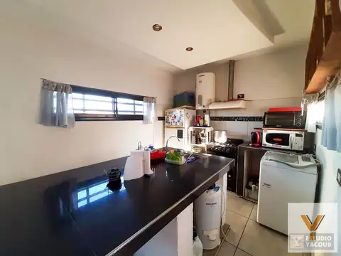 Casa en Alquiler con 1 cochera