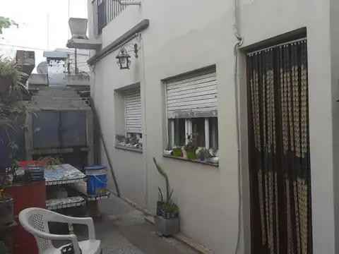 Depto Tipo Casa en Venta en Morón, USD 85.000