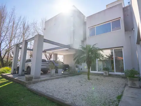 Los Manzanos 2300