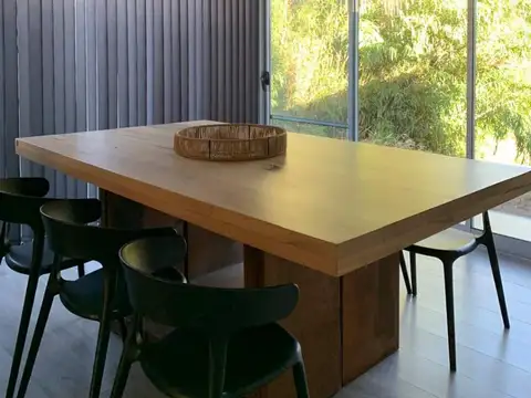 Casa 6 ambientes con 3 baños