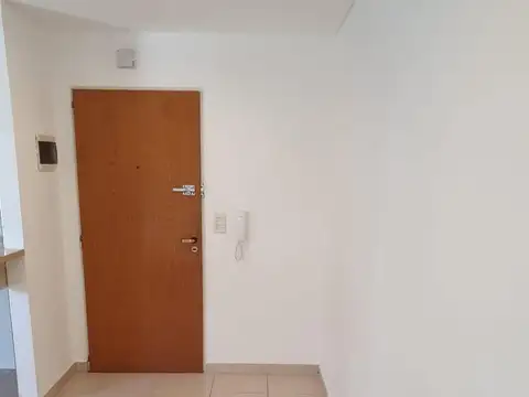 VENTA WILDE sobre Las flores - 1 ambiente dividido