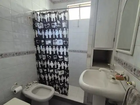 Depto Tipo Casa en Alquiler en Caseros, $ 480.000