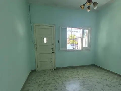 Depto Tipo Casa en Alquiler de 1 dormitorio