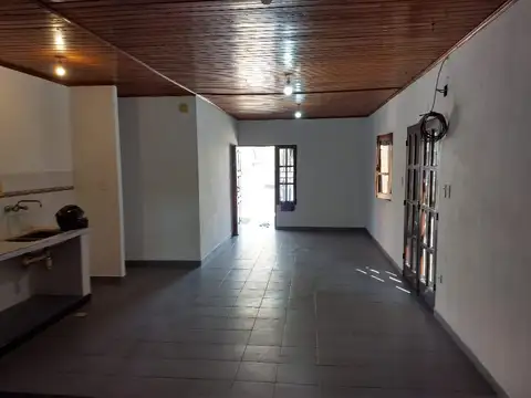 Departamento en Alquiler en Altos de Los Cardale, $ 350.000