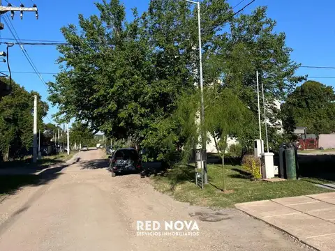 Lote en Venta en Villa Catalina