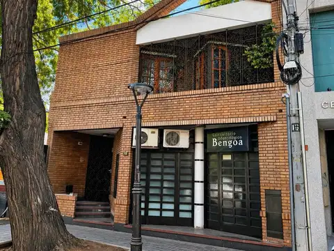 Casa en alquiler para uso comercial o vivienda