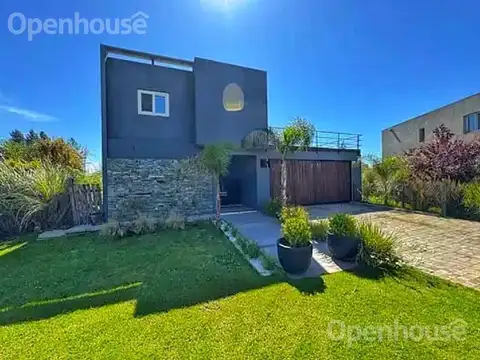 VENTA IMPACTANTE CASA EN EL BARRIO BARBARITA NORDELTA