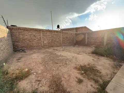 Vendo casa a estrenar tres dormitorios