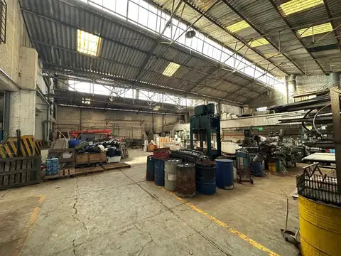 Galpon en Alquiler en Quilmes Oeste, $ 7.500.000