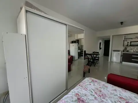 Monoambiente Al Contrafrente con Balcón