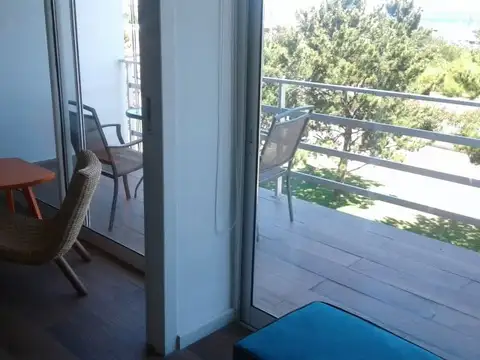 Departamento en Venta en Playa Mansa, USD 220.000