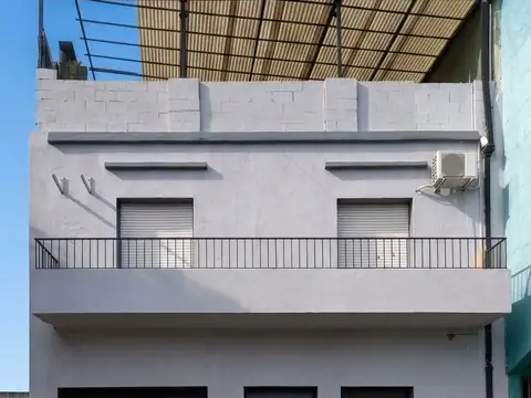 Venta PH 5 ambientes con terraza en Flores