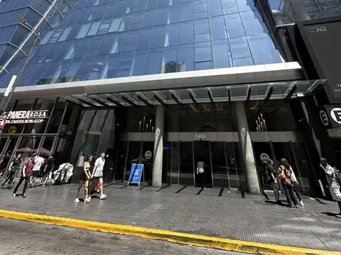 Oficina en alquiler en edificio Lex Tower, piso alto