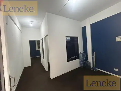Oficina en Alquiler al Suroeste