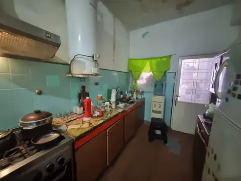 Casa en Venta con 3 cocheras