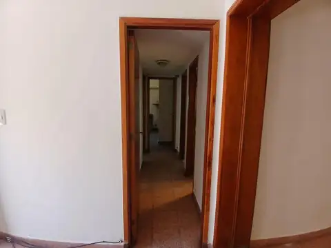 Depto Tipo Casa en Venta en Morón Norte, USD 72.000