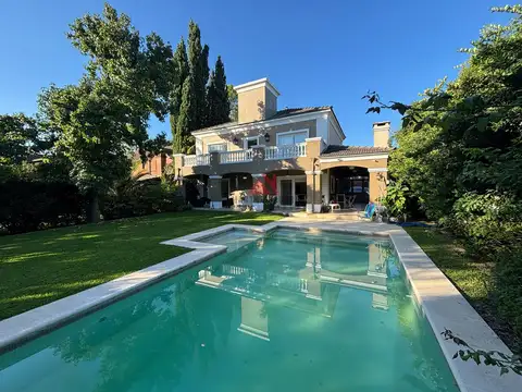 Casa  en Venta en La Delfina, Pilar, G.B.A. Zona Norte