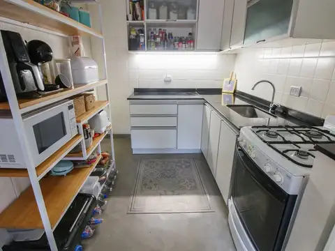 Casa 6 ambientes con 1 baño