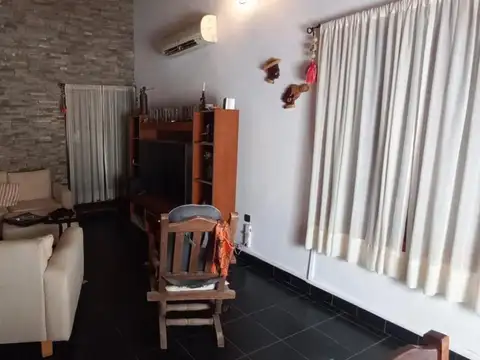 Casa en Venta en Belén de Escobar, USD 190.000