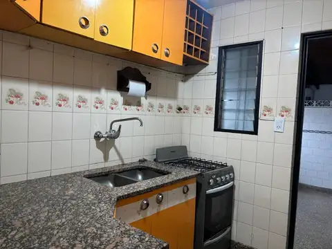 Casa en Alquiler en Morón Sur, $ 600.000