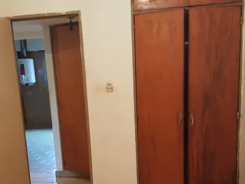 Vendo 3 Locales Con 2 departamentos