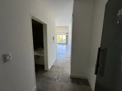 Loft con vista a la piscina y cochera