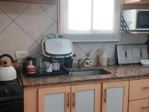 Depto Tipo Casa 3 ambientes con 1 baño