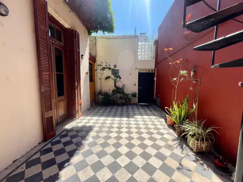 Depto Tipo Casa en Venta 76 años