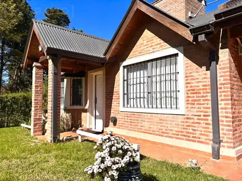 SDA. Venta casa 3 ambientes sobre lote de 706m2, Parque Sakura. Exaltacion de la Cruz. Apta crédito