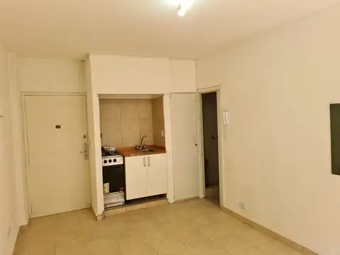 Departamento en Alquiler en Balvanera, $ 300.000