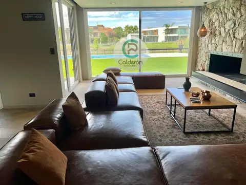 Casa 7 ambientes con 3 baños