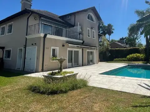 Casa en Venta de 4 dormitorios