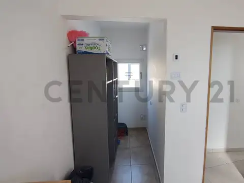 Plaza Belgrano y Cantilo 100, Piso 1