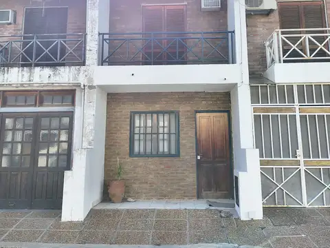 Departamento en venta en Paraná Duplex 2 dormitorios calle 25 de Mayo