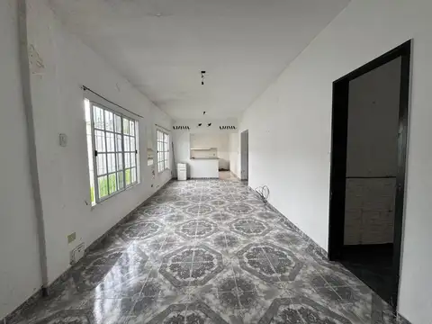 Depto Tipo Casa en Venta de 4 ambientes
