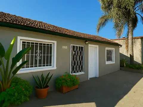 OPORTUNIDAD! Excelente posibilidad de invertir, ampliarte o tener tu casa al valor de un depto