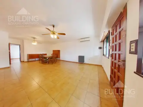 Depto Tipo Casa en Venta con 1 cocheras