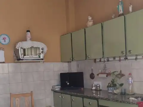 Depto Tipo Casa en Venta en Caseros, USD 64.000