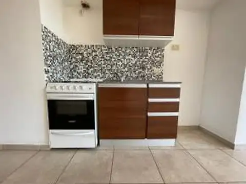 Departamento en Alquiler en Villa Pueyrredon, $ 600.000