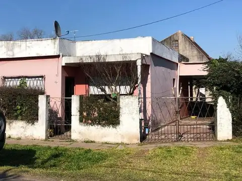 Casa  en VENTA - Jose Clemente Paz - 3 ambientes