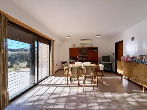 Casa en Venta en Abasto, USD 79.000