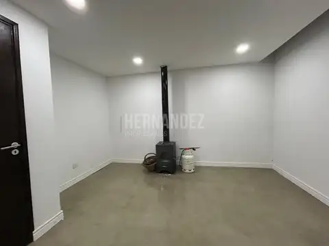 Casa 3 ambientes con 2 baños