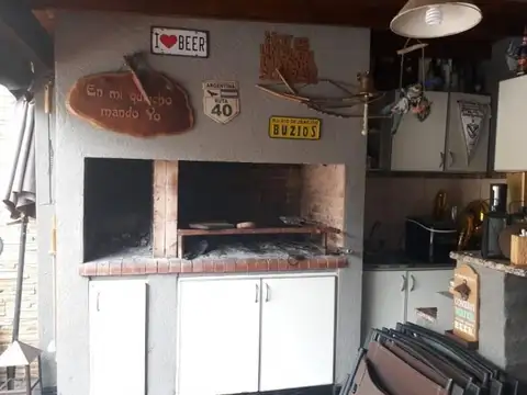 Depto Tipo Casa en Venta en Morón, USD 95.000