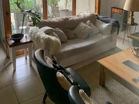 Casa 3 ambientes con 2 baños