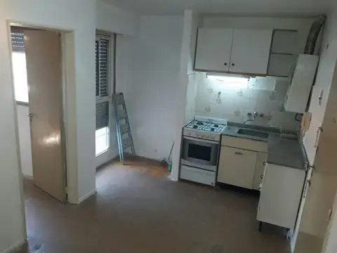 2 ambiente chicos muy luminoso. Excelente precio