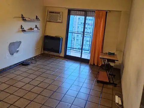 Lugano, departamento de 4 amb. en Venta.