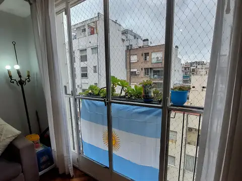 VENTA DEPARTAMENTO 3 AMBS MAS DEPENDENCIA RECOLETA