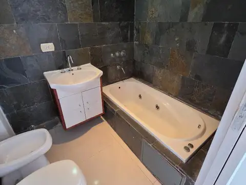 Tuyú 100